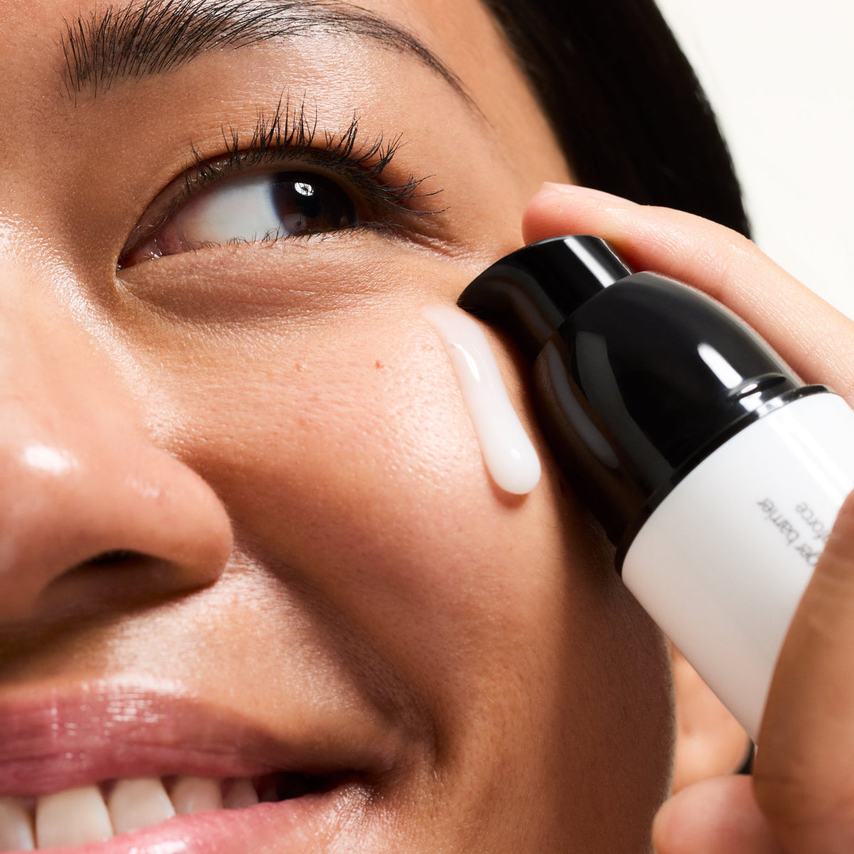 ectoin-hydro-barrier-serum-b7 Ectoin-Globals_Texture-bottle.jpg