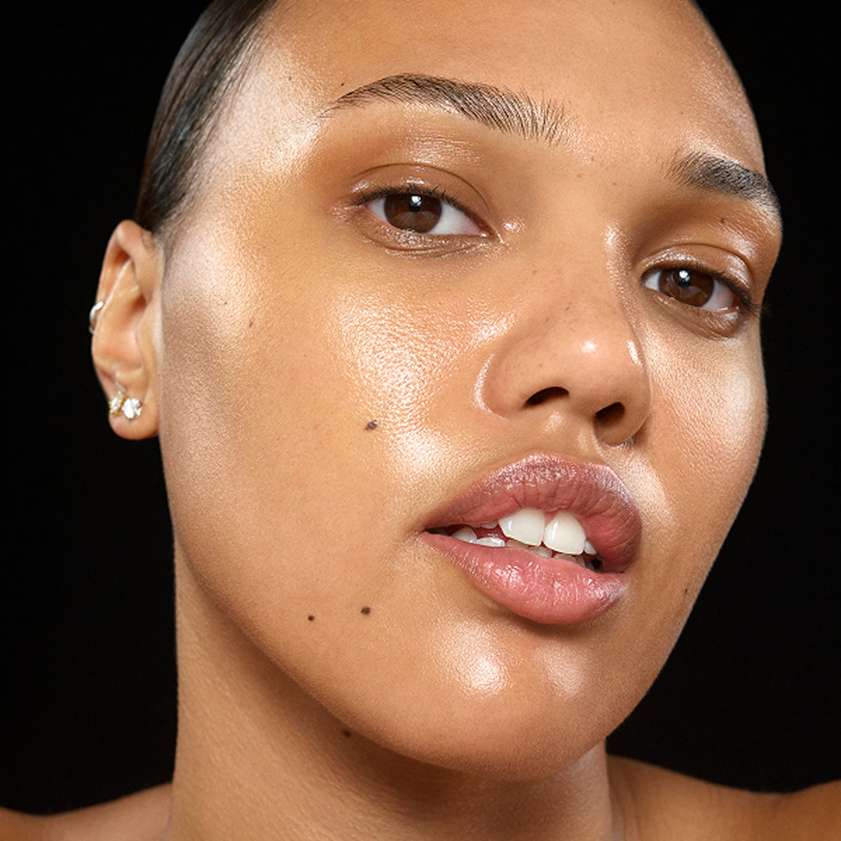 the-bestselling-intro-to-great-skin-t0 InsiderKit_UK_Model2_2000x2000_d49c66d7-afe9-44f8-93cf-038360f6f620.jpg