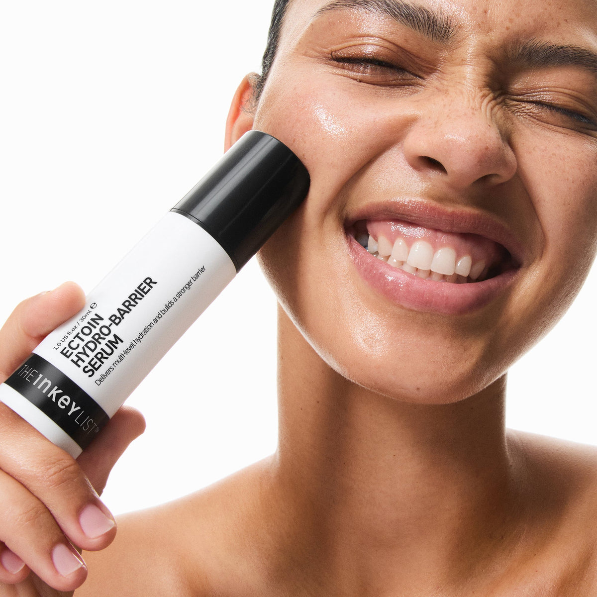 ectoin-hydro-barrier-serum-b7 Omega50_Model_2000x2000_51d34848-519c-4045-b288-30216504f8ba.jpg